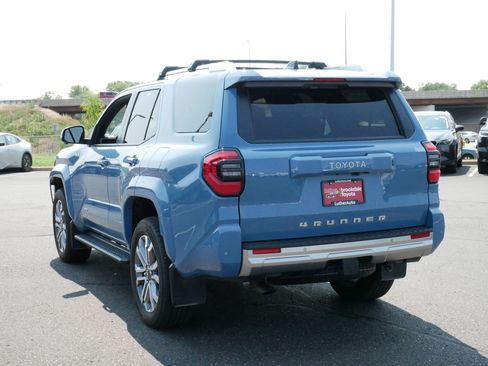 Used 2025 Toyota 4Runner Limited AWD/4WD image 4