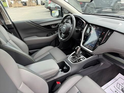 Used 2024 Subaru Outback Onyx Edition XT AWD/4WD image 6