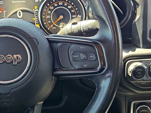 Used 2020 Jeep Wrangler Unlimited Sport AWD/4WD image 19
