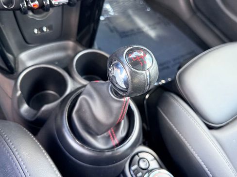 Used 2019 MINI Cooper S image 22