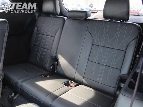 Certified 2025 Buick Enclave Avenir w/ Super Cruise Package image 24