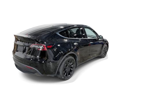 Certified 2023 Tesla Model Y Long Range AWD/4WD image 6