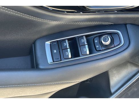 Used 2025 Subaru Outback Limited image 12