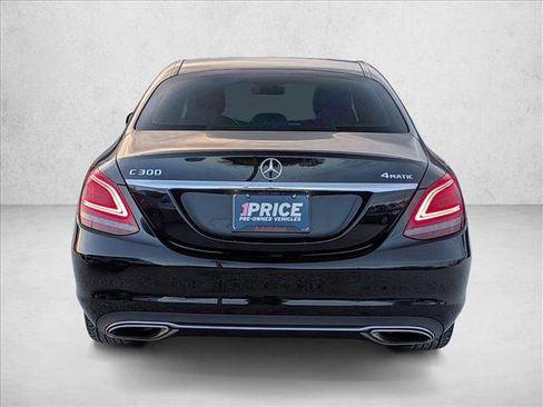 Used 2019 Mercedes-Benz C 300 4MATIC Sedan image 6