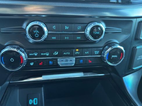 Used 2024 Ford F150 Lariat image 27