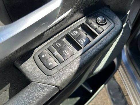 Used 2020 RAM 1500 Big Horn AWD/4WD image 12