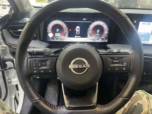 Certified 2025 Nissan Kicks SR w/ SR Premium Package image 21