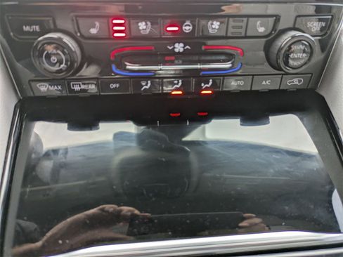 Used 2021 Jeep Grand Cherokee L Summit w/ Advanced Protech Group IV image 27