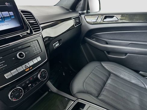 Used 2017 Mercedes-Benz GLE 350 image 26
