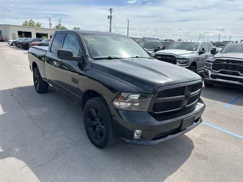 Used 2019 RAM 1500 Express w/ Express Value Package AWD/4WD image 17