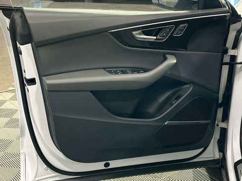 Used 2019 Audi Q8 Premium Plus image 15
