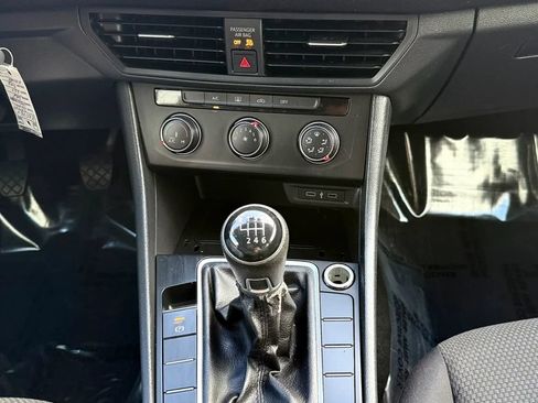 Used 2020 Volkswagen Jetta S FWD image 20