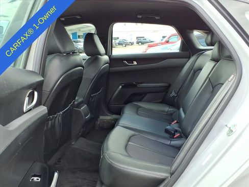 Used 2022 Kia K5 GT-Line image 10