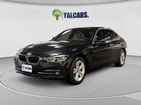 Used 2017 BMW 330i xDrive Sedan w/ Premium Package AWD/4WD image 1