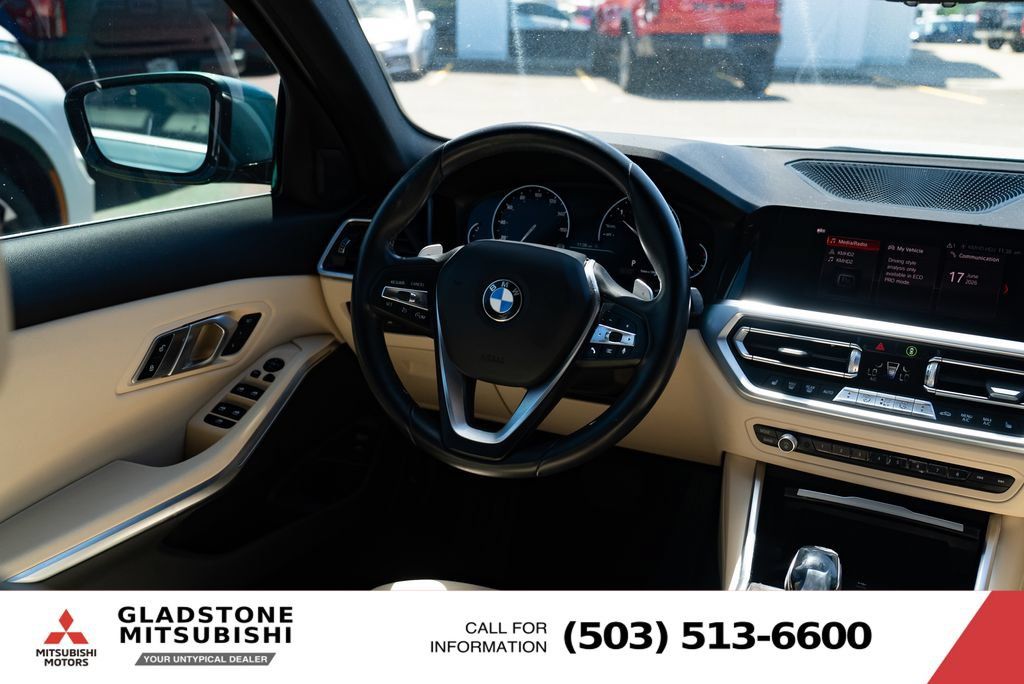 Used 2020 BMW 330i Sedan w/ Convenience Package RWD image 10