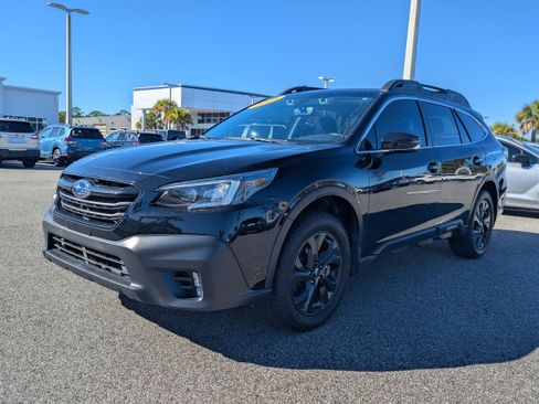 Used 2021 Subaru Outback Onyx Edition XT image 8