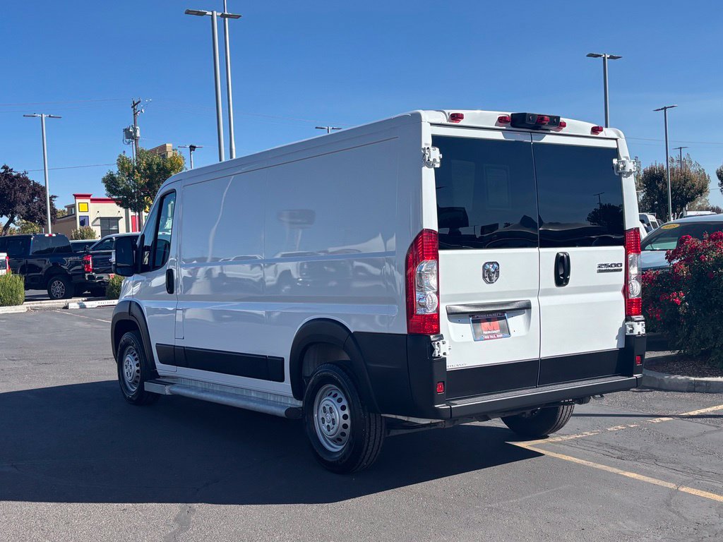 Used 2025 RAM ProMaster 2500 w/ U-Haul Equipment Group FWD image 5