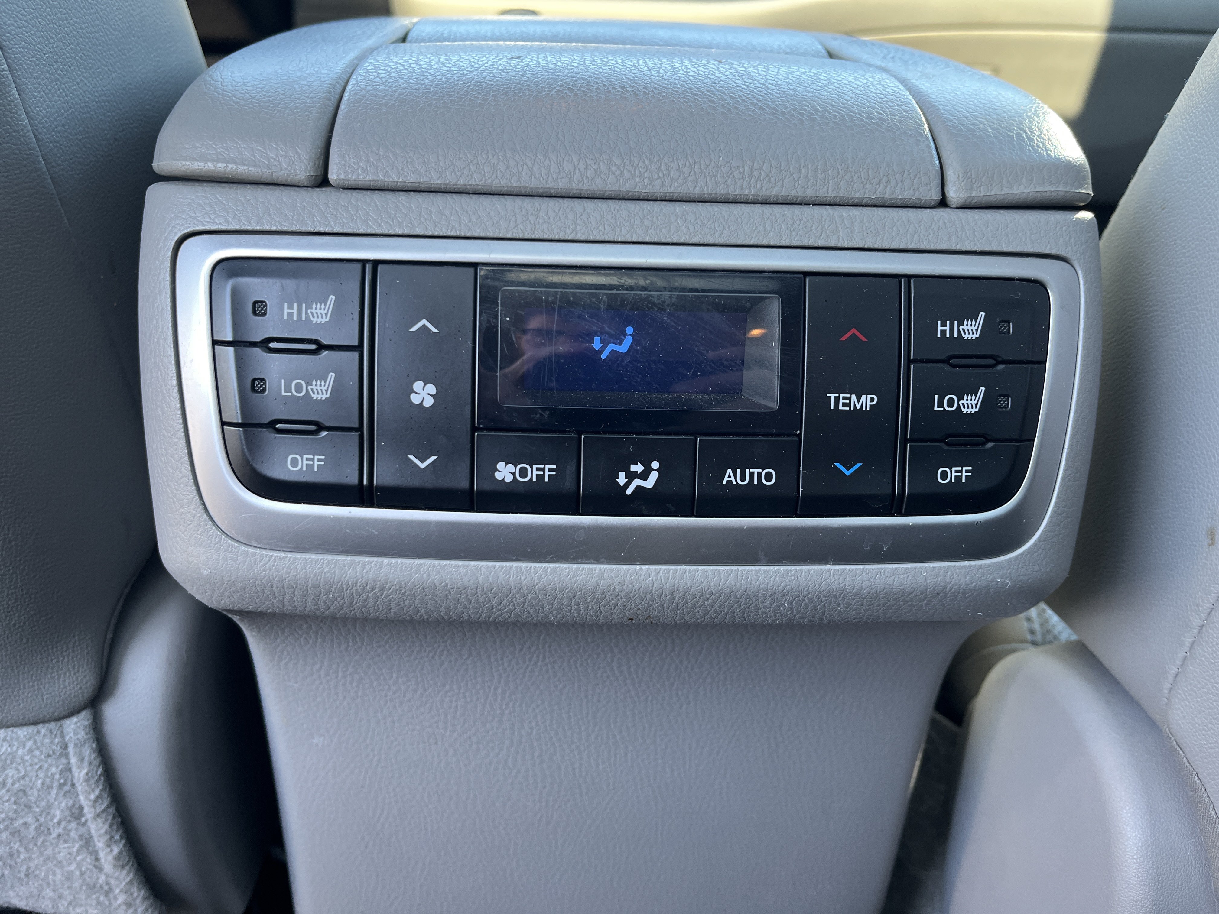Used 2017 Toyota Highlander Limited Platinum AWD/4WD image 15