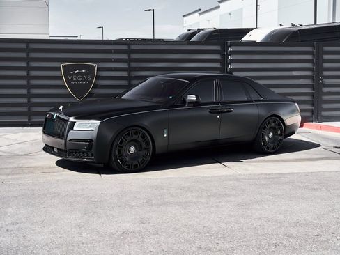 Used 2024 Rolls-Royce Ghost AWD/4WD image 7