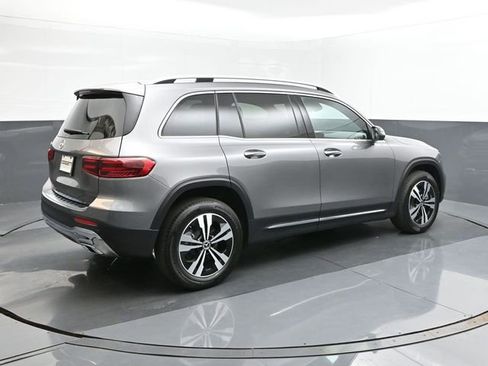 New 2025 Mercedes-Benz GLB 250 image 15