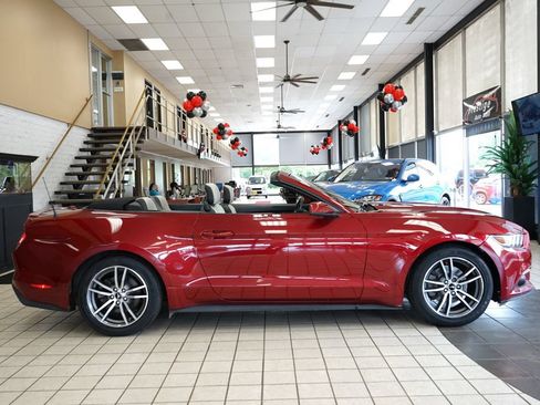 Used 2015 Ford Mustang Premium RWD image 21