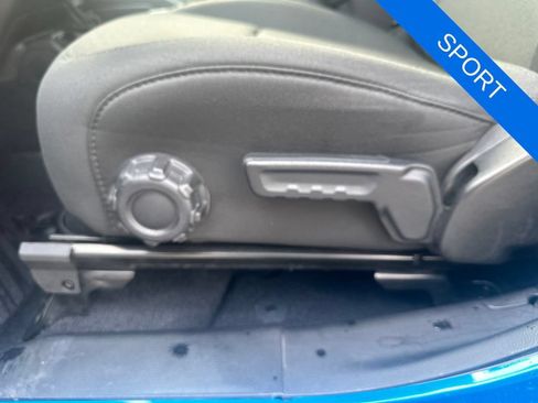 Used 2021 Jeep Wrangler Sport AWD/4WD image 13