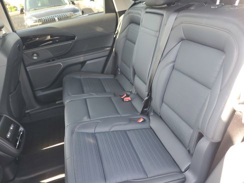 New 2026 Lincoln Nautilus Reserve w/ Jet Appearance Package AWD/4WD image 31