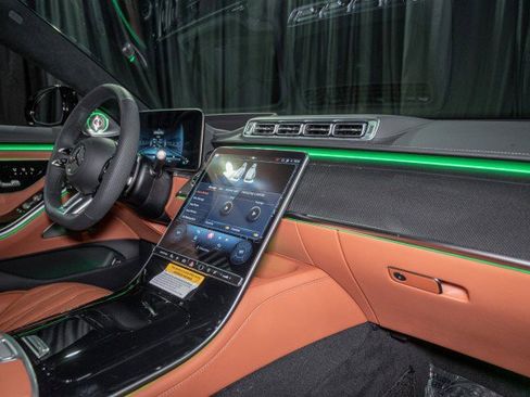 New 2026 Mercedes-Benz S 63 AMG S image 16