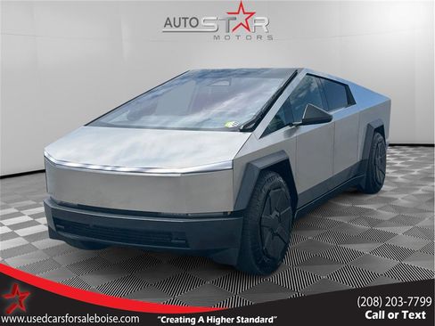 Used 2024 Tesla Cybertruck AWD Crew Cab image 1