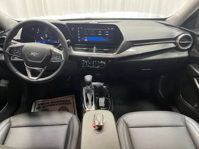 Used 2025 Chevrolet Trax ACTIV w/ Driver Confidence Package FWD image 5