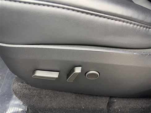 Used 2024 Tesla Model Y Long Range image 28