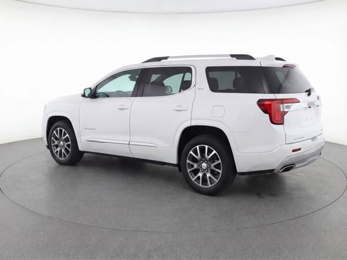 Used 2023 GMC Acadia SLT AWD/4WD image 6