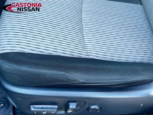 Used 2022 Toyota 4Runner SR5 image 26