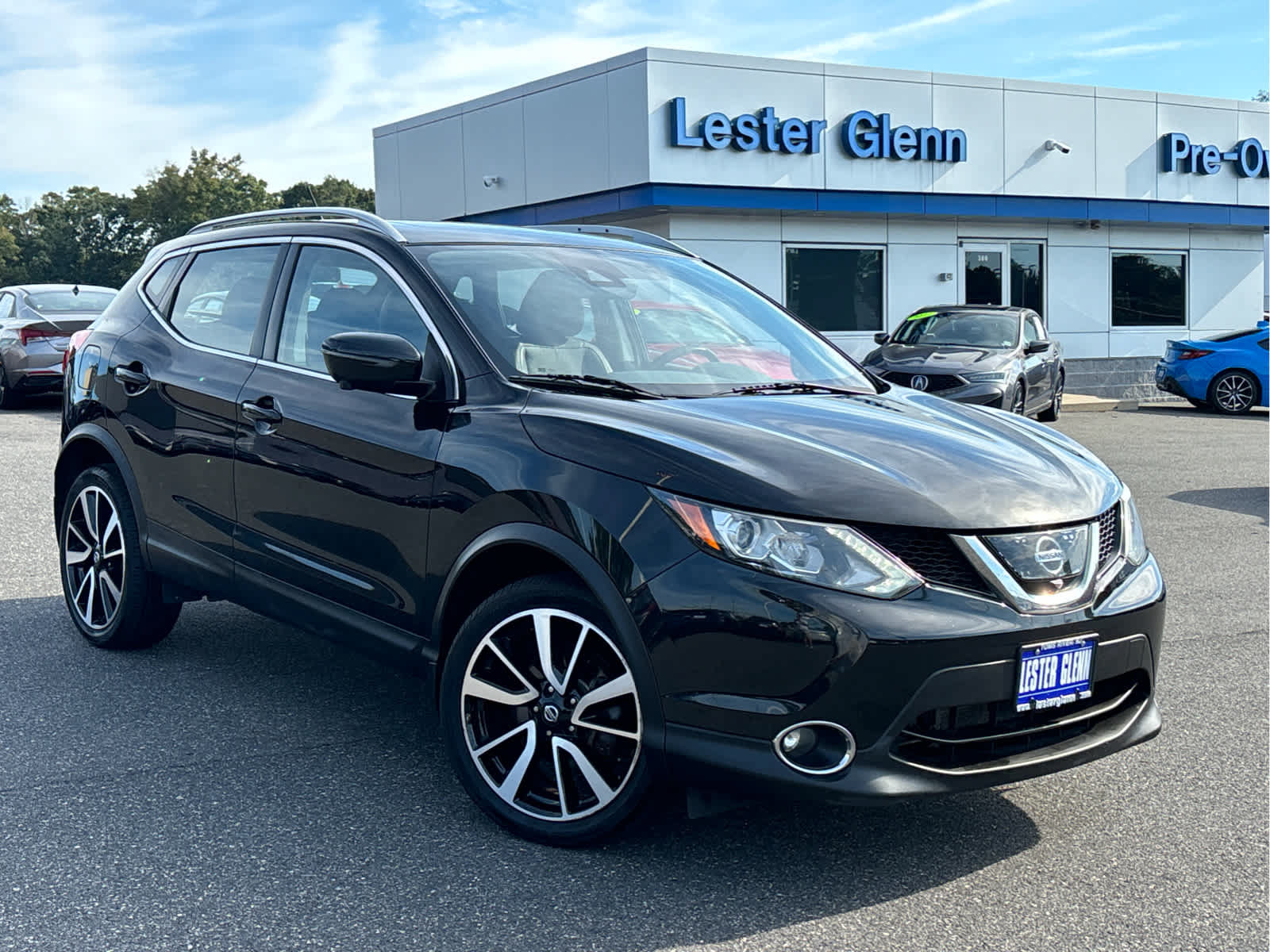 Used 2017 Nissan Rogue Sport SL w/ SL Premium Package AWD/4WD image 2