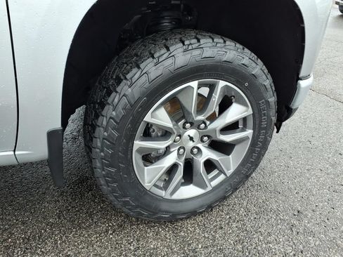Used 2021 Chevrolet Silverado 1500 RST w/ All Star Edition Plus AWD/4WD image 9