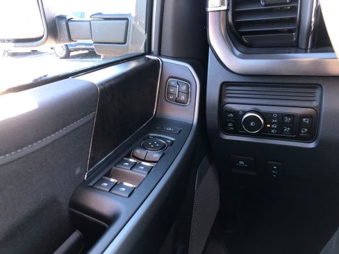 New 2026 Ford F250 Lariat w/ FX4 Off-Road Package image 19