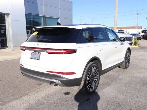 Used 2021 Lincoln Corsair Reserve w/ Equipment Group 201A image 13