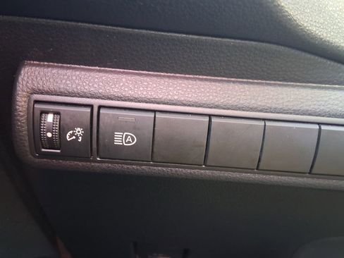 Used 2022 Toyota Corolla XLE image 27