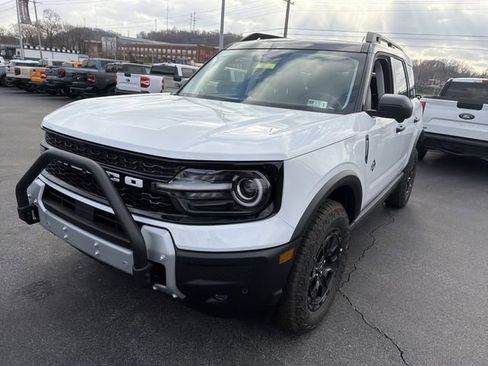 New 2025 Ford Bronco Sport Outer Banks w/ Sasquatch Outer Banks Package AWD/4WD image 9