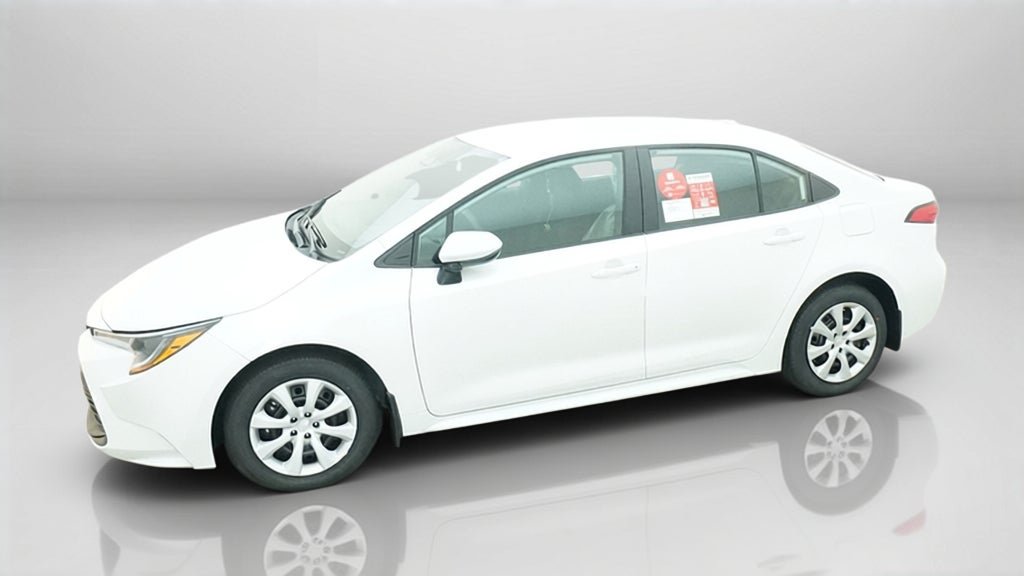 New 2027 Toyota Corolla LE FWD image 2