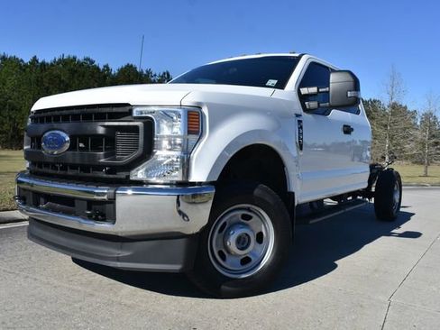 Used 2022 Ford F350 XL w/ Power Equipment Group image 6