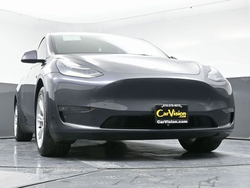 Used 2023 Tesla Model Y Long Range image 53
