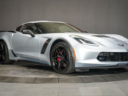 Used 2017 Chevrolet Corvette Z06 image 10