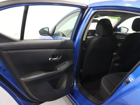 Used 2023 Nissan Sentra SV FWD image 12