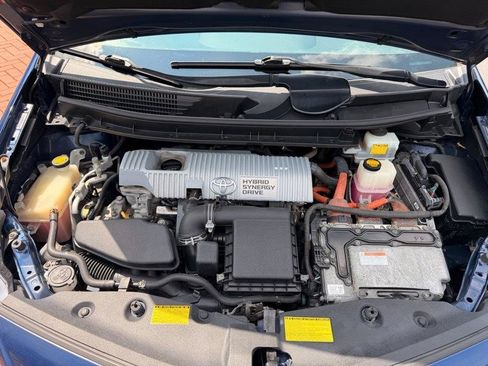 Used 2012 Toyota Prius V Three FWD image 19
