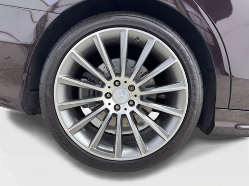 Used 2015 Mercedes-Benz S 550 Sedan w/ Sport Package w/ Sport Package image 48