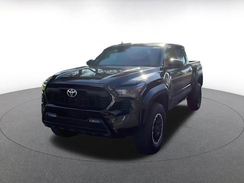 Used 2024 Toyota Tacoma TRD Off-Road AWD/4WD image 4