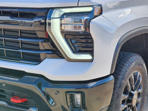 New 2026 Chevrolet Silverado 2500 LT w/ Trail Boss Package image 17