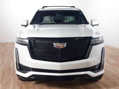 Used 2022 Cadillac Escalade Sport w/ Touring Package AWD/4WD image 2