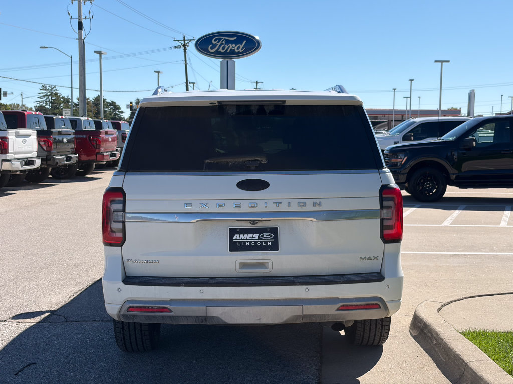 Used 2023 Ford Expedition Max Platinum AWD/4WD image 5